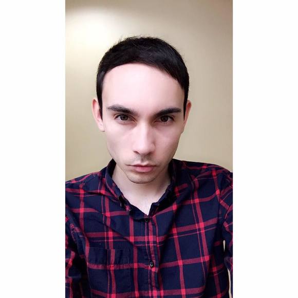 Poshmark profile picture for @isp